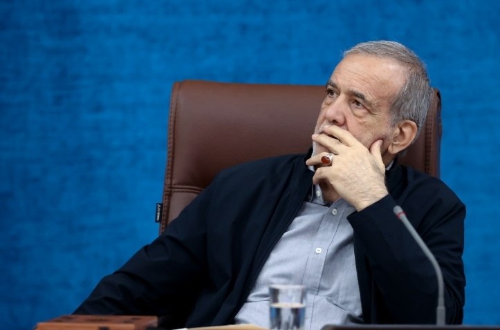🇮🇷پایگاه اطلاعرسانی دولت ـ پاد: 📸دیدار رئیسجمهور پزشکیان با جمعی از جوانان و نوجوانان #گزارش_تصویری https://dolat.ir/photo/487583 @PadDolat @Padmultime