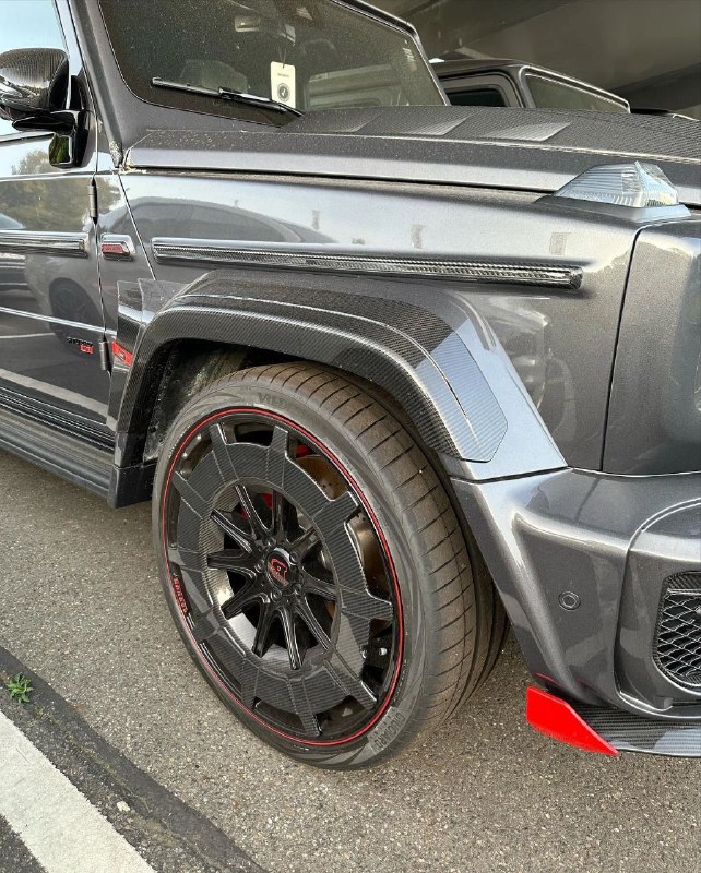 2 из 10 в мире Brabus P 900 Rocket Edition 8