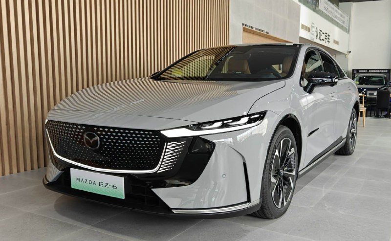 В Китае стартовали продажи лифтбека Mazda EZ-6 — наследник Mazda6 1