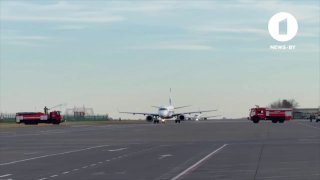 הסרט הראשון של הגעת מטוס בלארוסי לנמל התעופה ז'וקובסקי במוסקבה לאחר הפסקה של שש שנים חדשות. עד מקסימום.