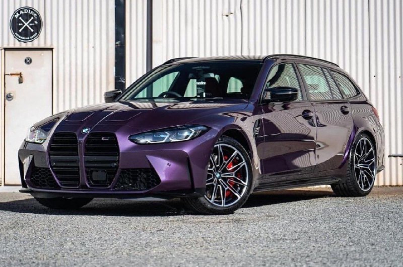 BMW M3 Competition Touring  Daytona Violet 1