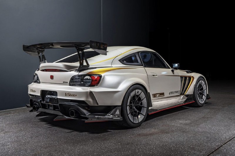 Из Honda S2000 сделали 588-сильное купе в стиле JDM 5