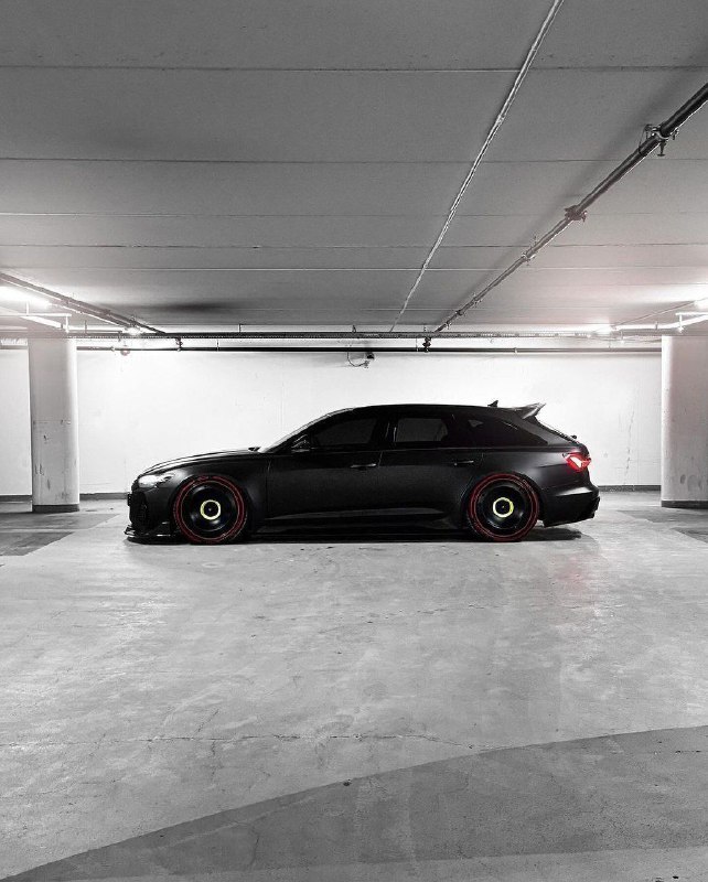 Audi RS6 с дисками F1 7