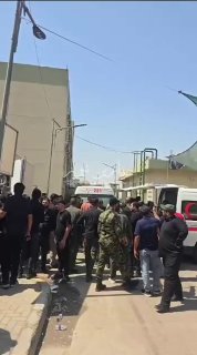 הגופות הטהורות מגיעות לבית החולים הצבאי אל-חוסיין עקב נפגעי התוקפנות הסעודית-ווהאבית-אמריקאית נגד כוחות הגי…