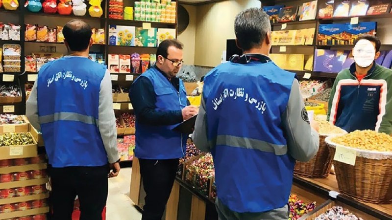 عصر ایران: «قرارگاه فرماندهی نظارت و بازرسی بر بازار» در سراسر کشور تشکیل شد 🔹تعزیرات حکومتی نقش محوری در هدایت، هماهنگی و انسجام‌ب