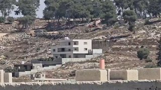 الاحتلال يشق طرق جديدة داخل مستوطنة كاديم بجنين