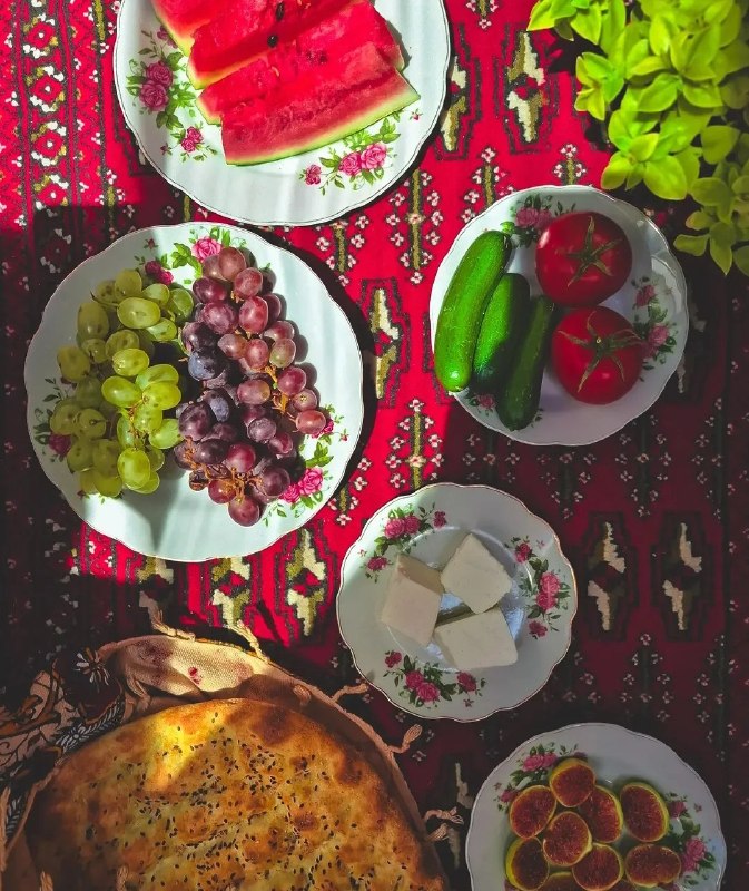 کهن سرا 💚: بفرمایید صبحانه☺️