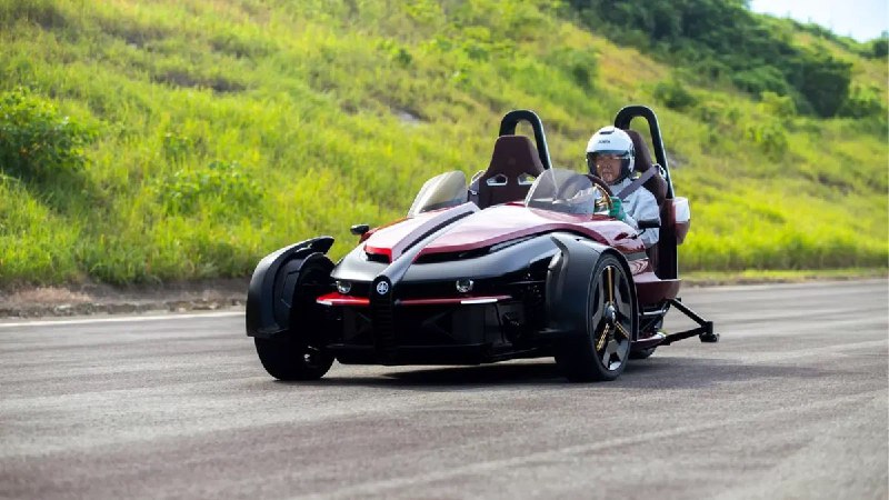 Yamaha готовит трицикл с управлением всеми колёсами 3