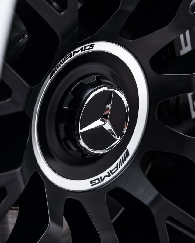 Mercedes GT63 Coupe V8 577hp 8