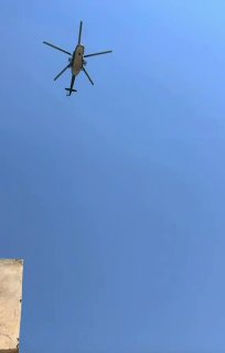 מסוקים אמריקאים טסים מעל מחוז רקה בסוריה מאז לפני כמה שעות