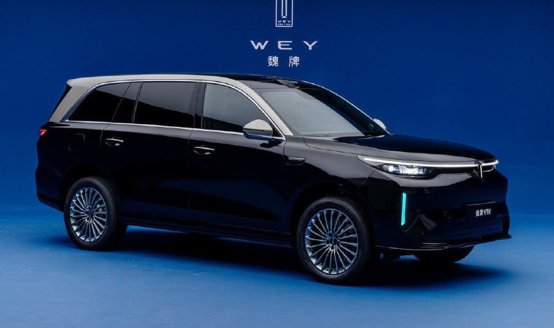 Раскрыт интерьер скандального флагмана от Wey

Пре...