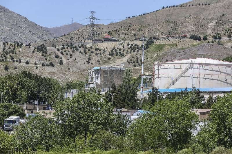 فرارو: چمران: انبار نفت شهران نباید در آن محل باشدرئیس شورای شهر تهران:معتقدیم در محله شهران نباید انبار نفت وجود داشته باشد.حت