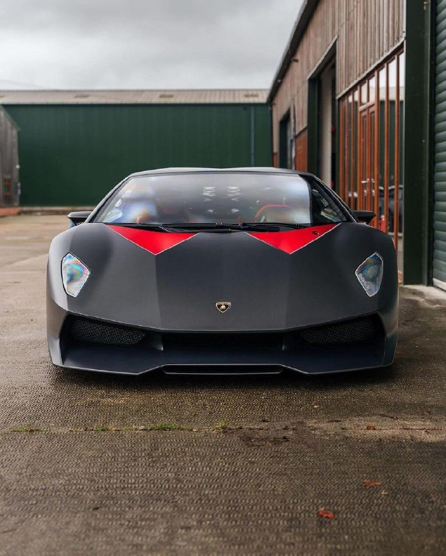 Lamborghini Sesto Elemento