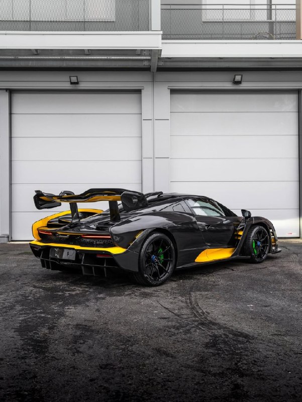McLaren Senna - Full carbon 7