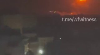 ️🇱🇧🇮🇱 צילומים המציגים את הרגע בו התקיפה האווירית הישראלית כוונה לגבעת עלי אל טאהר, דרום לבנון.