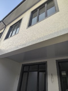Продается кирпичный двухэтажный коттедж на Юнусабаде 15 квартал.