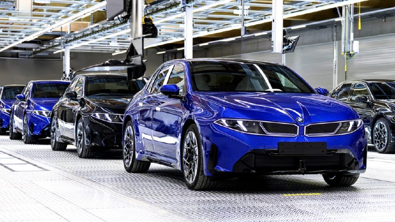 🏎🔥💪 Сегодняшняя новость не может не радовать! 💁‍♀️Похоже, что BMW начала про