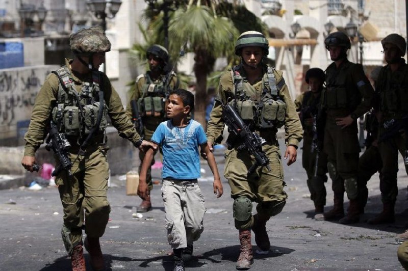 Palestinian rights group reports 370 children held in Israeli detention.