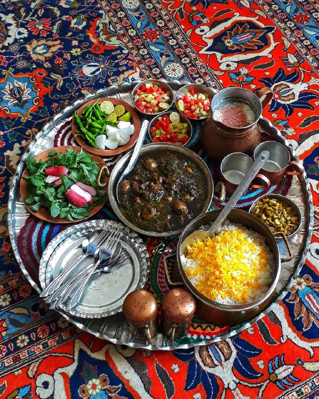🔥فال و آسترولوژی زرتشت 🔥: بهشت میتونه یه حس باشه مثل حس لحظه ای که قورمه سبزی میریزی رو ته دیگ میخوری😋⚜️ظهر آدینه قشنگتونآکنده از شادیهای بی پایان