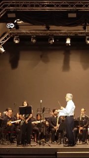 🎥 כאשר מוזיקה מפגישה בין מהגרים איראנים