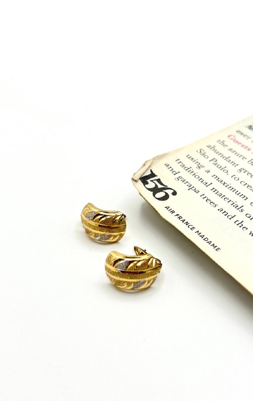 ⭐️جواهری فیروزه(ارمان)⭐️: ⚜️A R M A N T A L A⚜️✨گوشواره کیلیپسی✨🔸وزن: ۱/۵۲۰🔺قیمت: ۳۲/۰۶۰/۰۰۰❌ اجرت: ۶٪📦ارسال به سراسر کشور با بسته بندی ویژه🛡️همرا