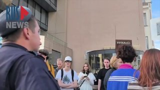 🌐 Задержания сторонников «Яблока», приговор основателю «Рольфа», продление перемирия между США и Ираном. Что еще произошло к 19:15 мск:🔹 «Яблоко». В Москве продолжились задержания сторонников «Яблока» после решения Верховного суда отклонить апелляцию на сн