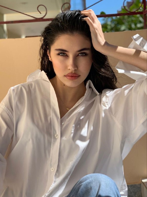 😍🌹♥️ عاشقانه.😍🌹❤️: منــ حـ؋ـظيـاتـمــ خـوبــ نـيـسـتــ ولـے ؋ـاصـلـہ رو بـلـבمــ حـ؋ـظ كنمــ