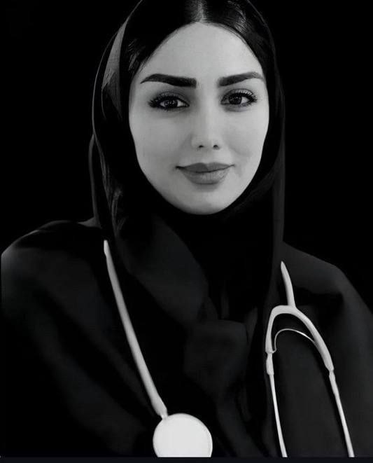 پاسارگاد نیوز KFP: ‏فرزند ایران و جان فدای میهن‏جاویدنام ⁧ #الهام_احدی⁩‏ پرستار و مادری بود که به تنهایی سرپرستی سه فرزندش را به عهده داشت.