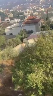 סרטון נסיגה הדרגתית של כוחות הכיבוש מסביבת הבית הנצור בעיירה עקרבה מדרום לשכם.