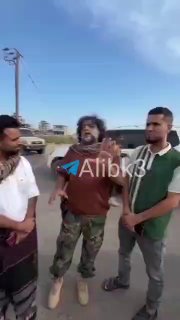 כוחות הנאמנים לאיחוד האמירויות מתגייסים בעדן מחשש לכוחות התימנים, ומנהיג סיעה קורא לא להקשיב לחדשות אקטואלי…