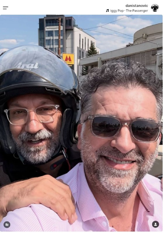 محمد تاجیک/دیپلماسی صله رحم را جدی بگیریم: عکس شاهکاری از اصغر فرهادی و دنیس تانوویچ فیلمساز بوسنیایی و کارگردان فیلم تحسین شده سرزمین هیچ کس!