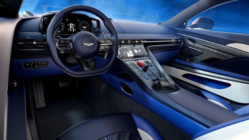 Aston Martin представил 700-сильный DB12 S 4
