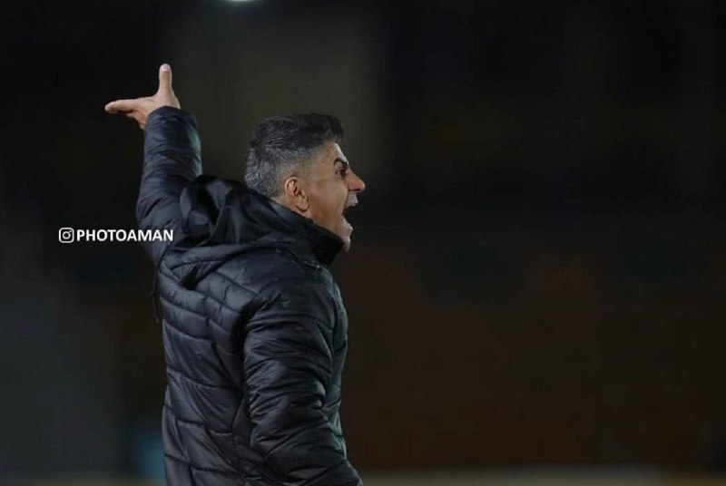 هواداران سپاهان: 💛 کریمیان: باید مقابل استقلال روندمان مقابل مدعیان را تغییر دهیم🟡 نتایج و شکست مقابل مدعیان را باید ریشهیابی و از تجربی