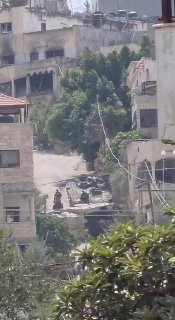 סרטון של רכב "בוז טייגר" של צה"ל מתהפך בתוך אחד מרחובות מחנה ג'נין.