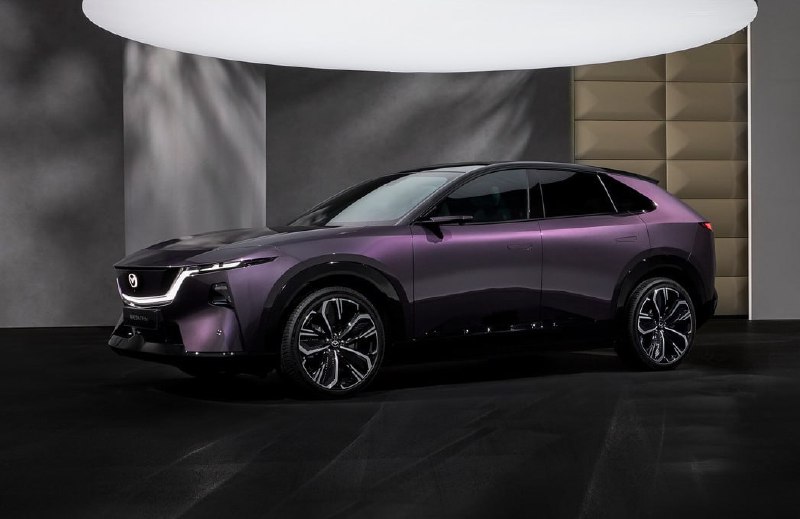 В Европе официально представили новую Mazda CX-6e