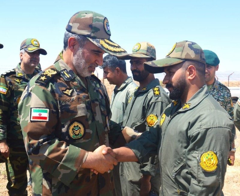 نسیم آنلاین: هشدار فرمانده نیروی زمینی ارتش به گروهکهای تکفیری و معاند🔹فرمانده نیروی زمینی ارتش با هشدار به گروهکهای تکفیری و عناصر