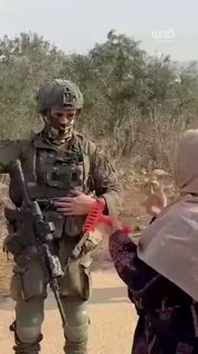 הארץ הזו היא אדמנו, והארץ הזו שייכת לנו," אמרה אישה פלסטינית לטרוריסט יהודי פולש לאחר שמנעו ממנה לקטוף זיתי…