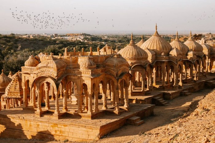 齋沙爾默 大漠中的黃金堡壘