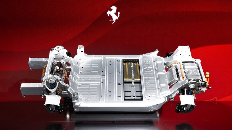 Ferrari представила платформу своего первого электромобиля