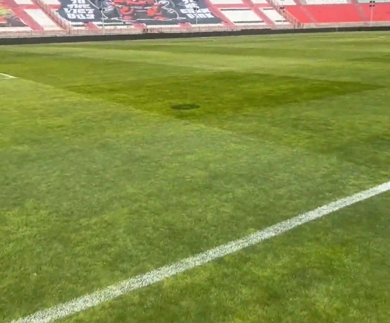 varzeshstand | دکه ورزش: 🏟📸 چمن استادیوم تبریز