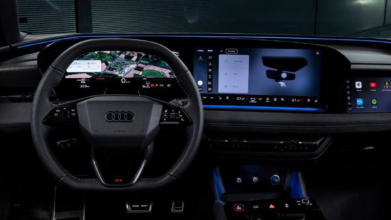 Audi решила вернуть на место привычные физические кнопки на руле.