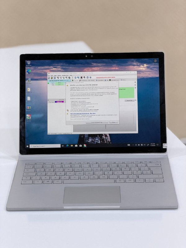 لپتاپ استوک ارزان به قیمت عمده: 💻 Microsoft Surface Book 2⚙️ CPU: Intel Core i5-8350U (8th Gen)🧩 RAM: 8GB💾 SSD: 256GB🎮 GPU: Intel UHD Graphics🖥 Display: