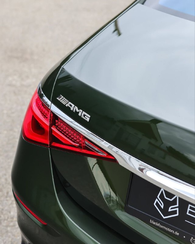 New S63 E AMG 4MATIC+ V8 BITURBO 805 HP 0-100 km/h 3.3 sec 3