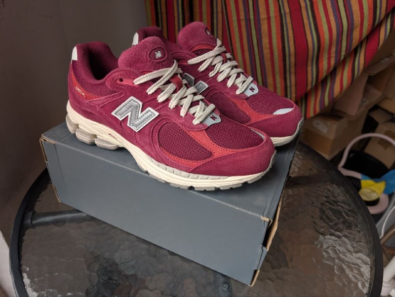 Продам кроссовки New Balance 2002 'Suede Pack' — фото 1