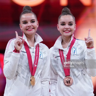 Telegram profile photo for Arina and Dina Averins❤️💙