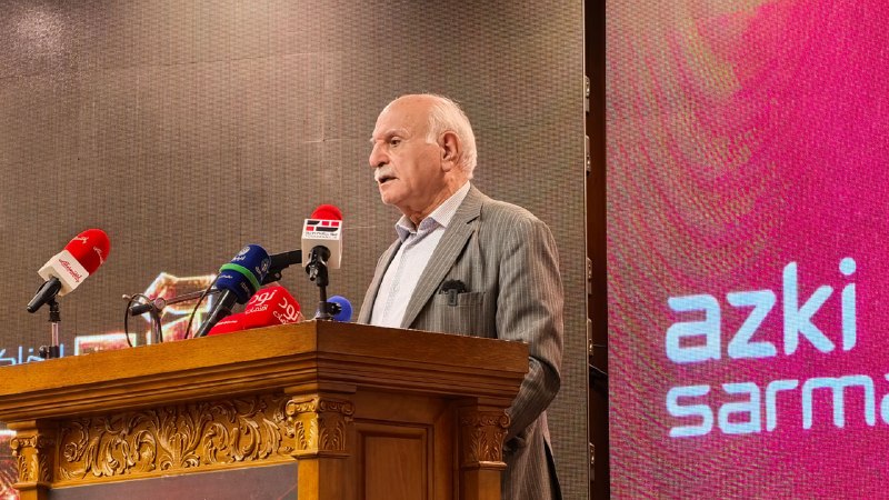 راه پرداخت: ⭕️ رئیس اتاق اصناف ایران: طلا و جواهر در میان پنج حوزه در معرض پولشویی استقاسم نودهفراهانی، رئیس اتاق اصناف ایران، با