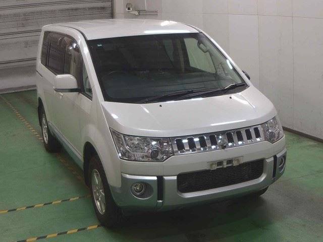 Mitsubishi Delica