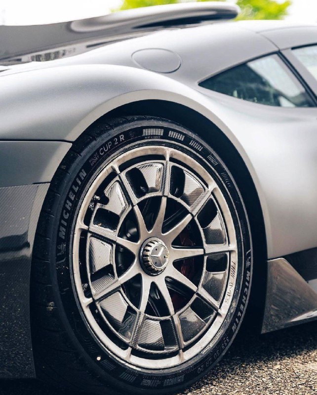Mercedes AMG Project One 6