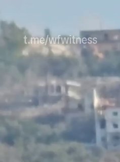️🇱🇧🇮🇱 צה"ל ממשיך בהריסה שיטתית של בתים עם דחפורים הורסים בתים במשאא אלמנצורי, דרום לבנון.