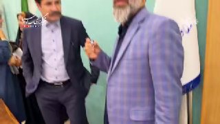 🎦 בכמה שפות מקומיות וכפריות שולט סגן הנשיא הכפרי?&33;